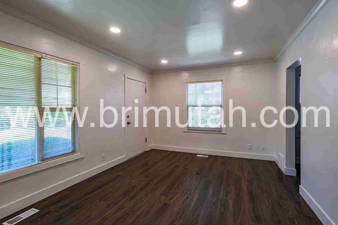 1189 S 1100 E #1189 - Photo 4 of 27