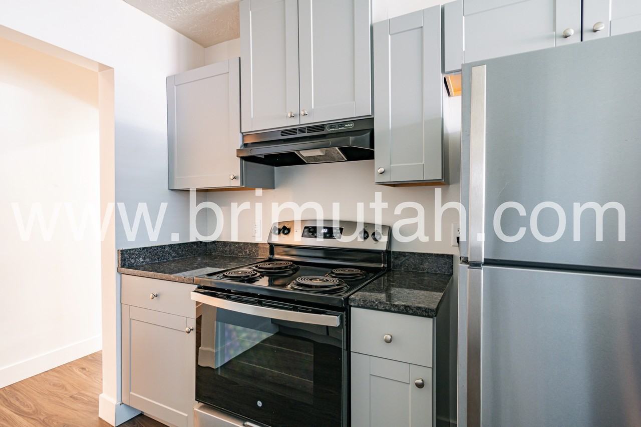 1189 S 1100 E #1189 - Photo 6 of 27