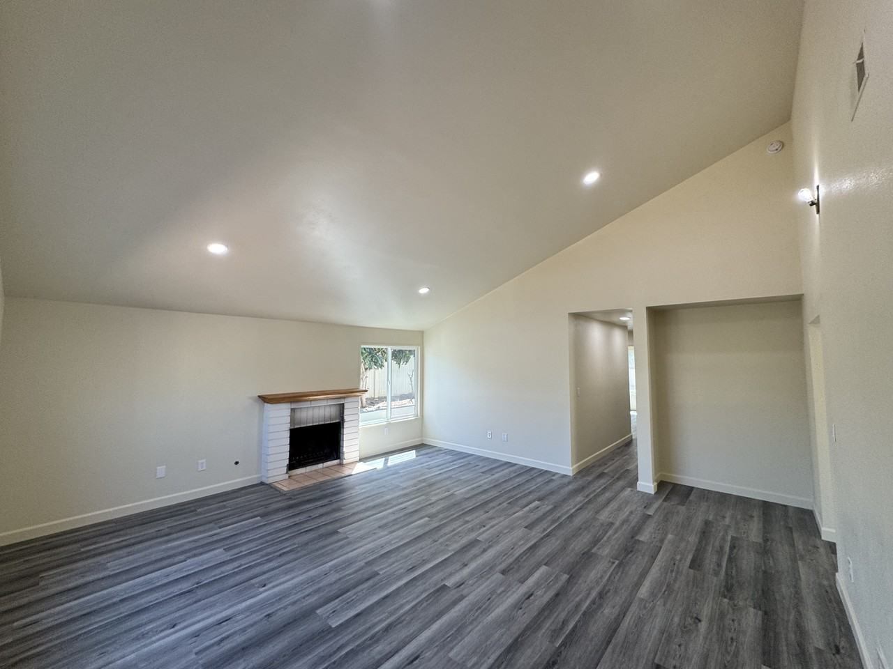 916 Avenida Ysidora #0 - Photo 4 of 17