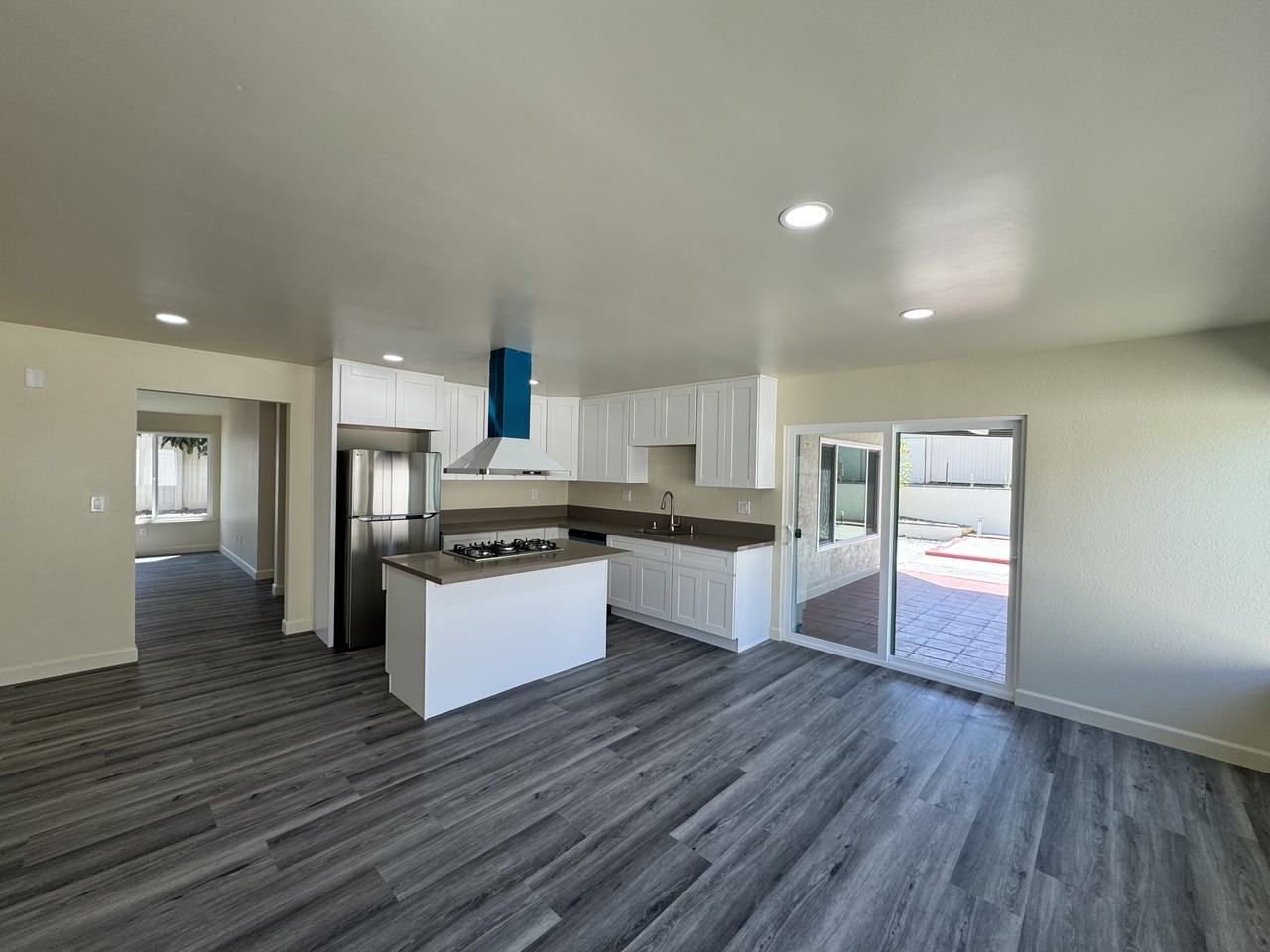 916 Avenida Ysidora #0 - Photo 6 of 17
