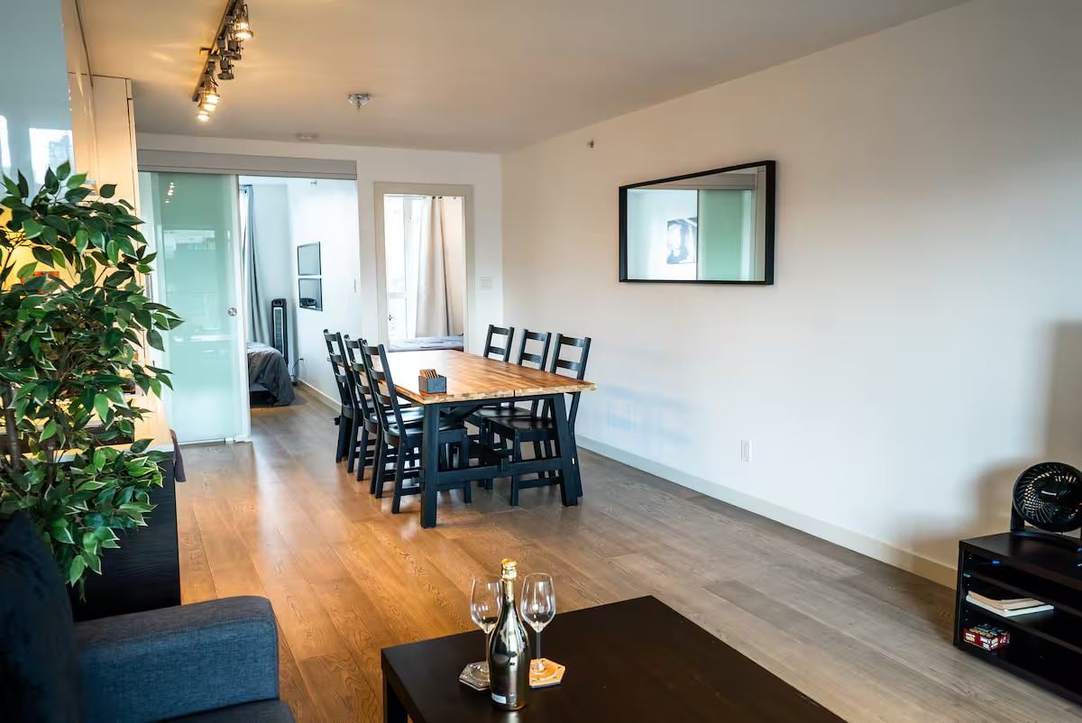 Main St & Keefer St #508 - Photo 2 of 12