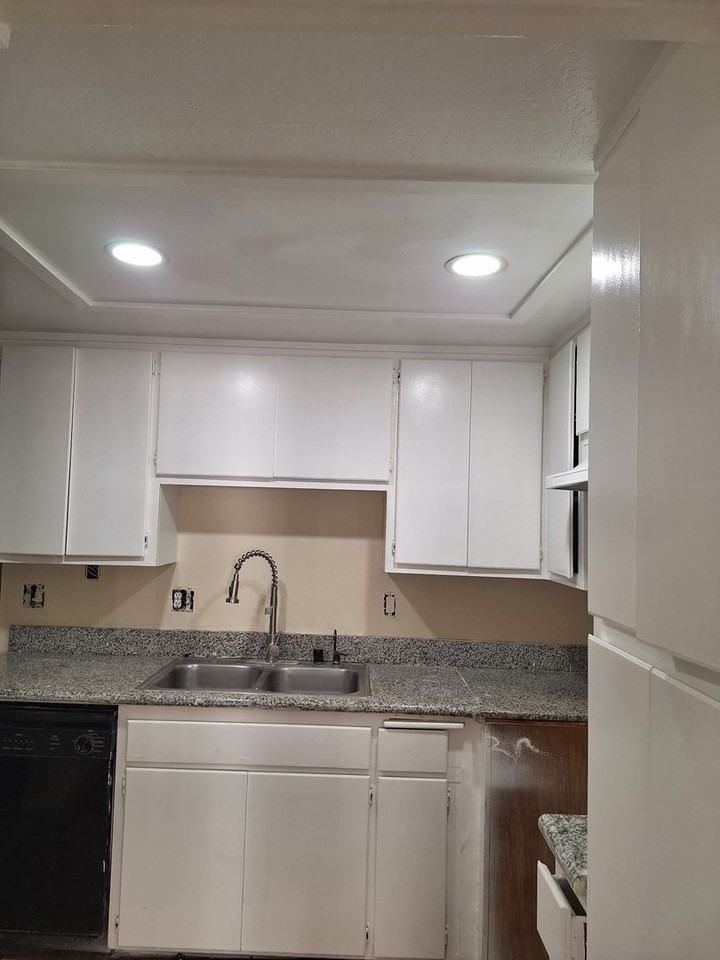 1249 Edwards St #30 - Photo 2 of 9