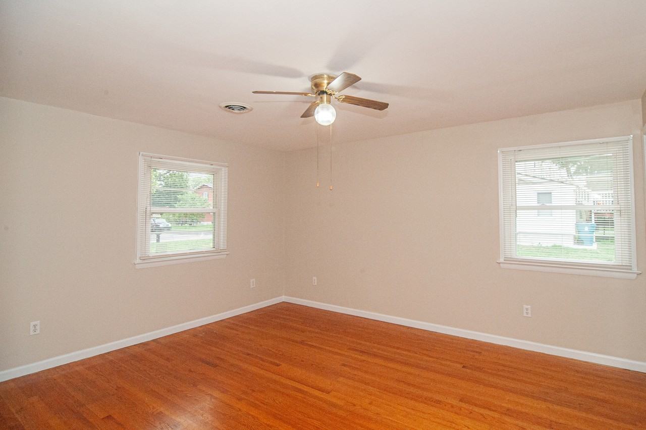 699 S Old Mill Rd #1 - Photo 4 of 21