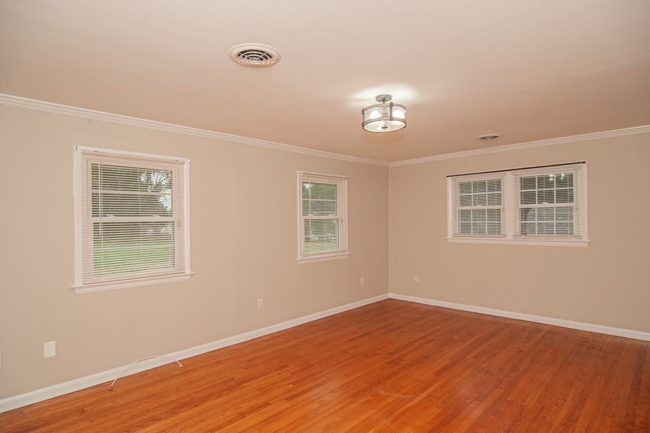 699 S Old Mill Rd #1 - Photo 7 of 21