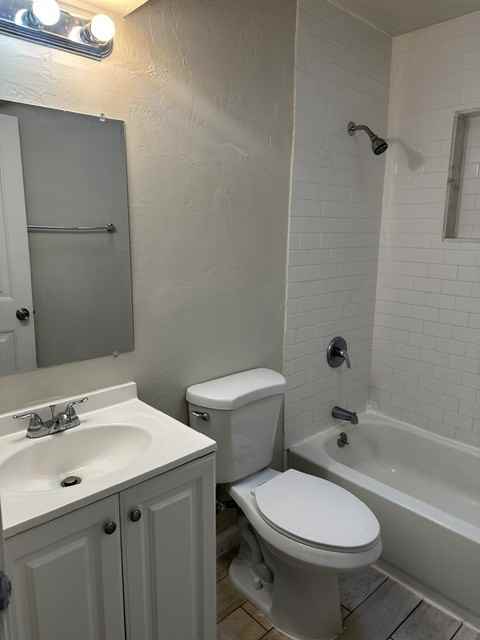 2111 E Sunland Vis #2111 - Photo 7 of 13