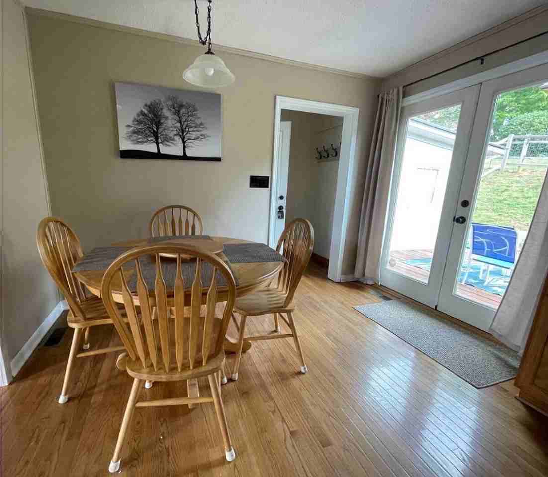 420 Sunset Dr #1 - Photo 6 of 13