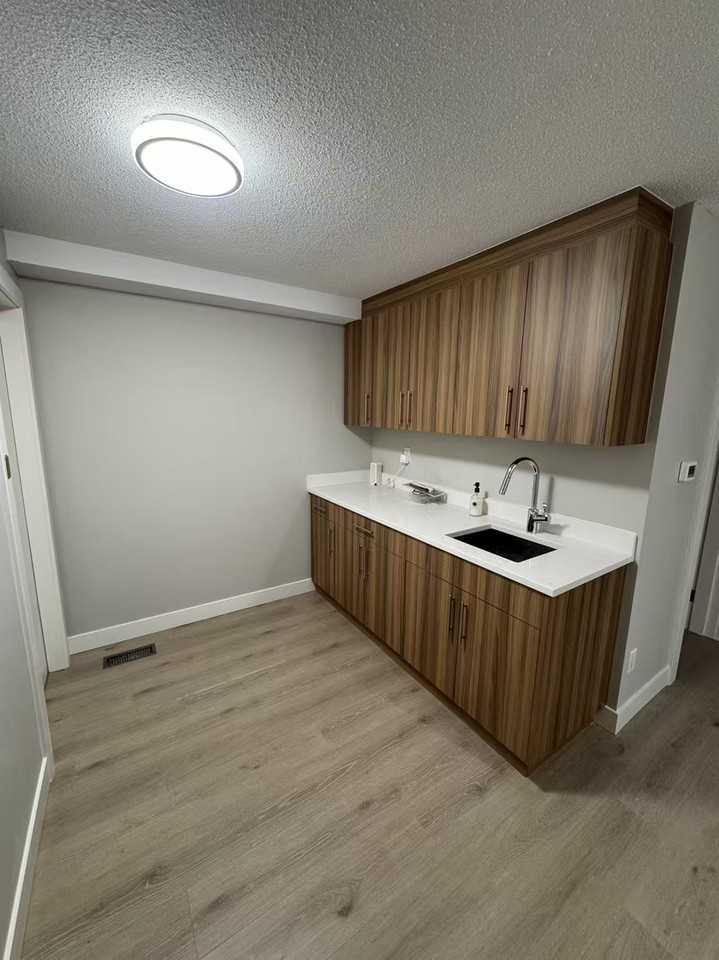 1348 Camwell Dr - Photo 7 of 7