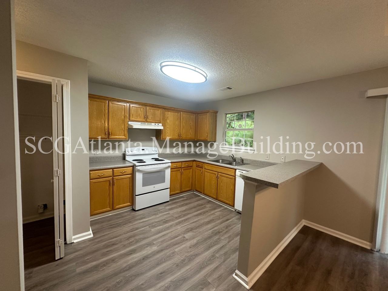 154 Willow Springs Ln #1 - Photo 3 of 12