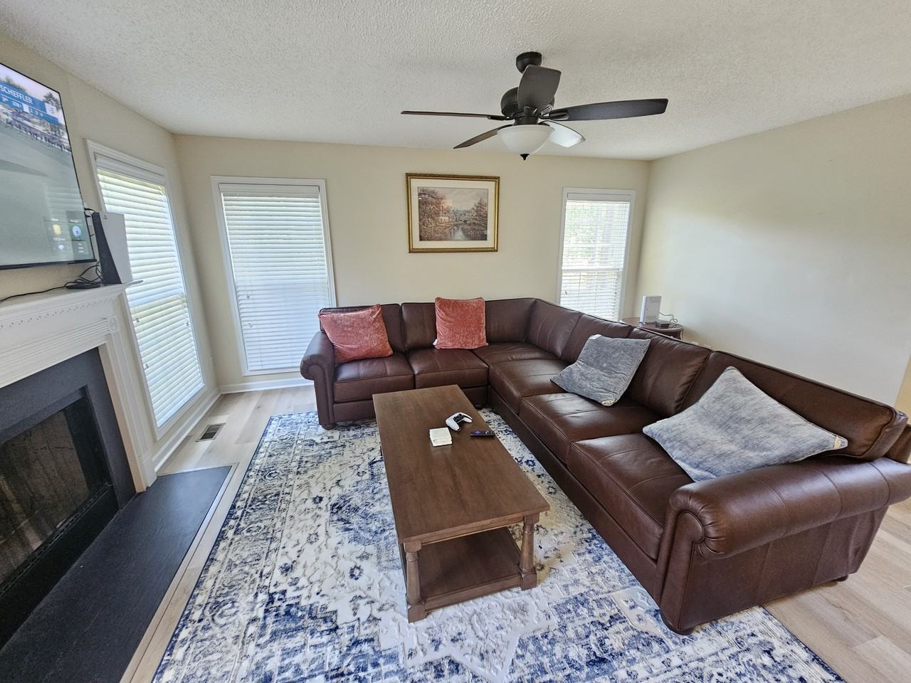 207 Hope Creek Dr #1 - Photo 4 of 18