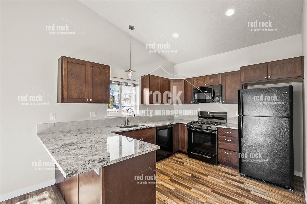 4303 N Bolivar Rd #1 - Photo 6 of 18