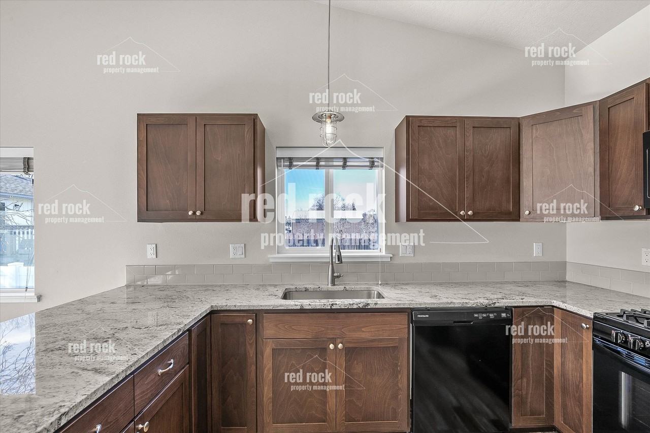 4303 N Bolivar Rd #1 - Photo 7 of 18