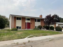 featured image of 8701 W Brynwood Dr #1