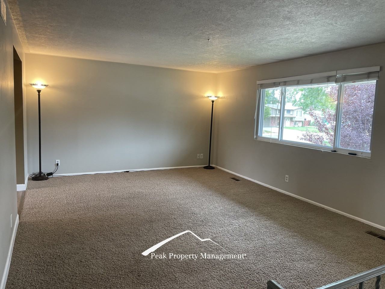 8701 W Brynwood Dr #1 - Photo 2 of 19