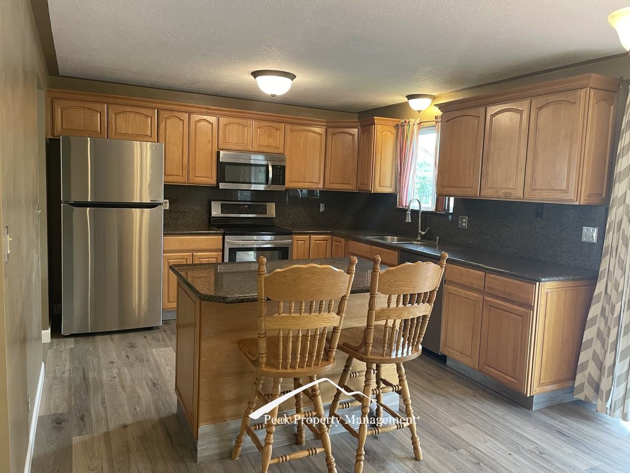 8701 W Brynwood Dr #1 - Photo 3 of 19