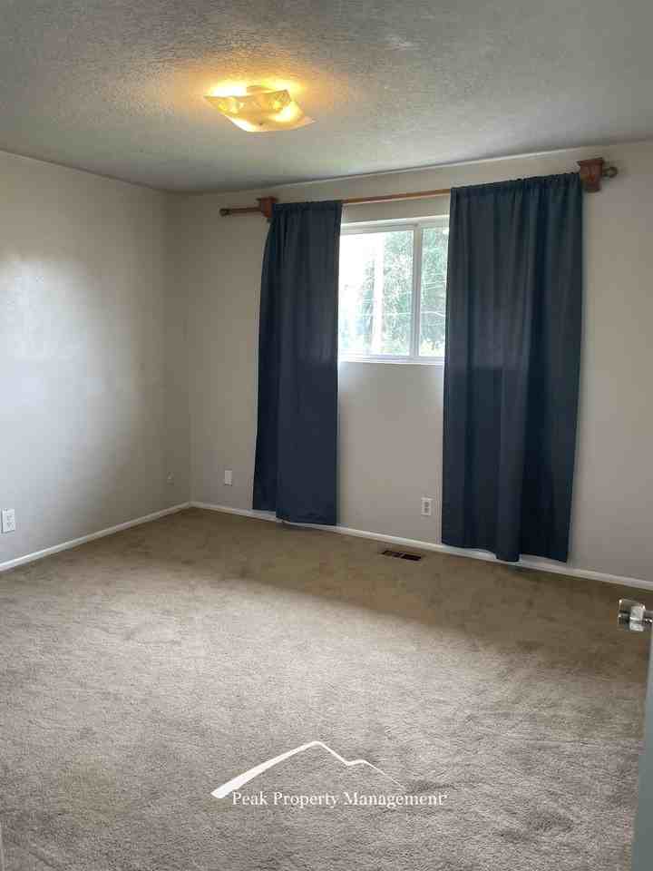 8701 W Brynwood Dr #1 - Photo 7 of 19