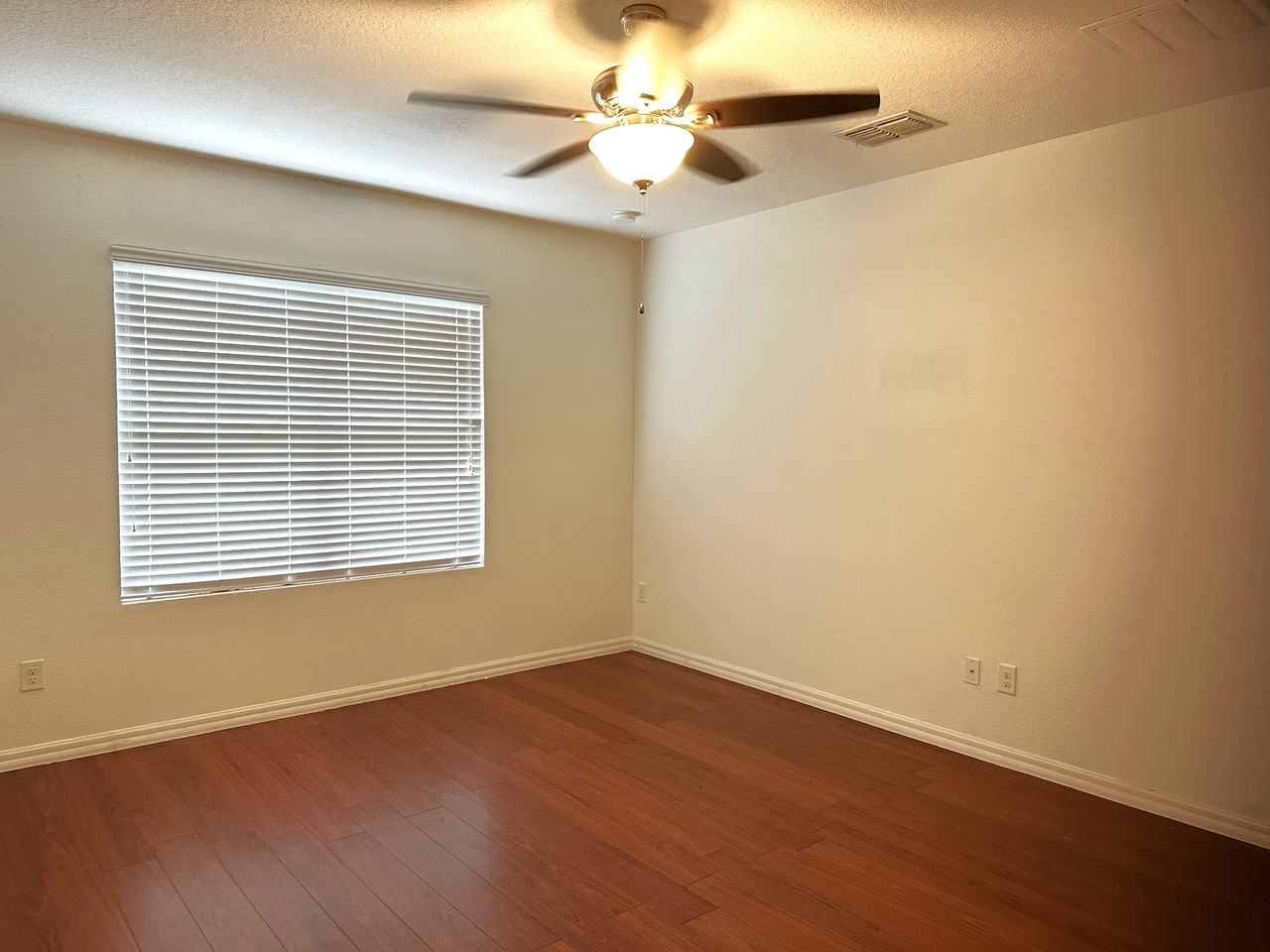 16832 Citrus Pkwy #1 - Photo 5 of 11