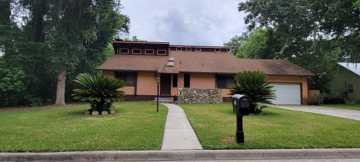 featured image of 1631 Nw 94th St