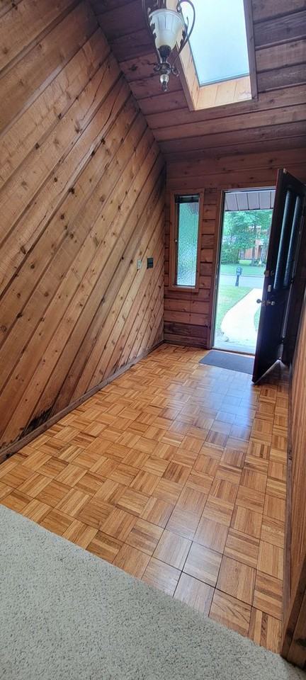1631 Nw 94th St - Photo 4 of 34