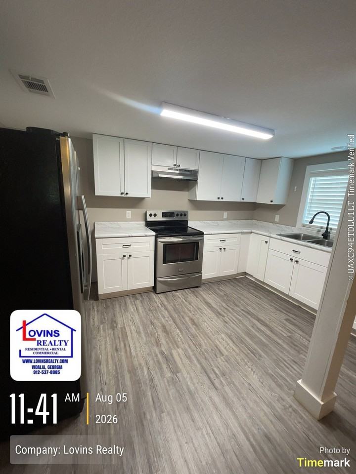 4082 Cedar Crossing Vidalia Rd #1 - Photo 3 of 10