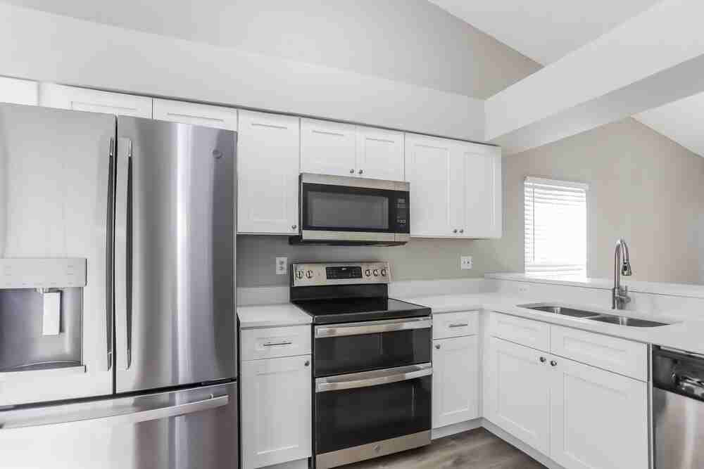 1217 Etchfield Cir - Photo 5 of 16