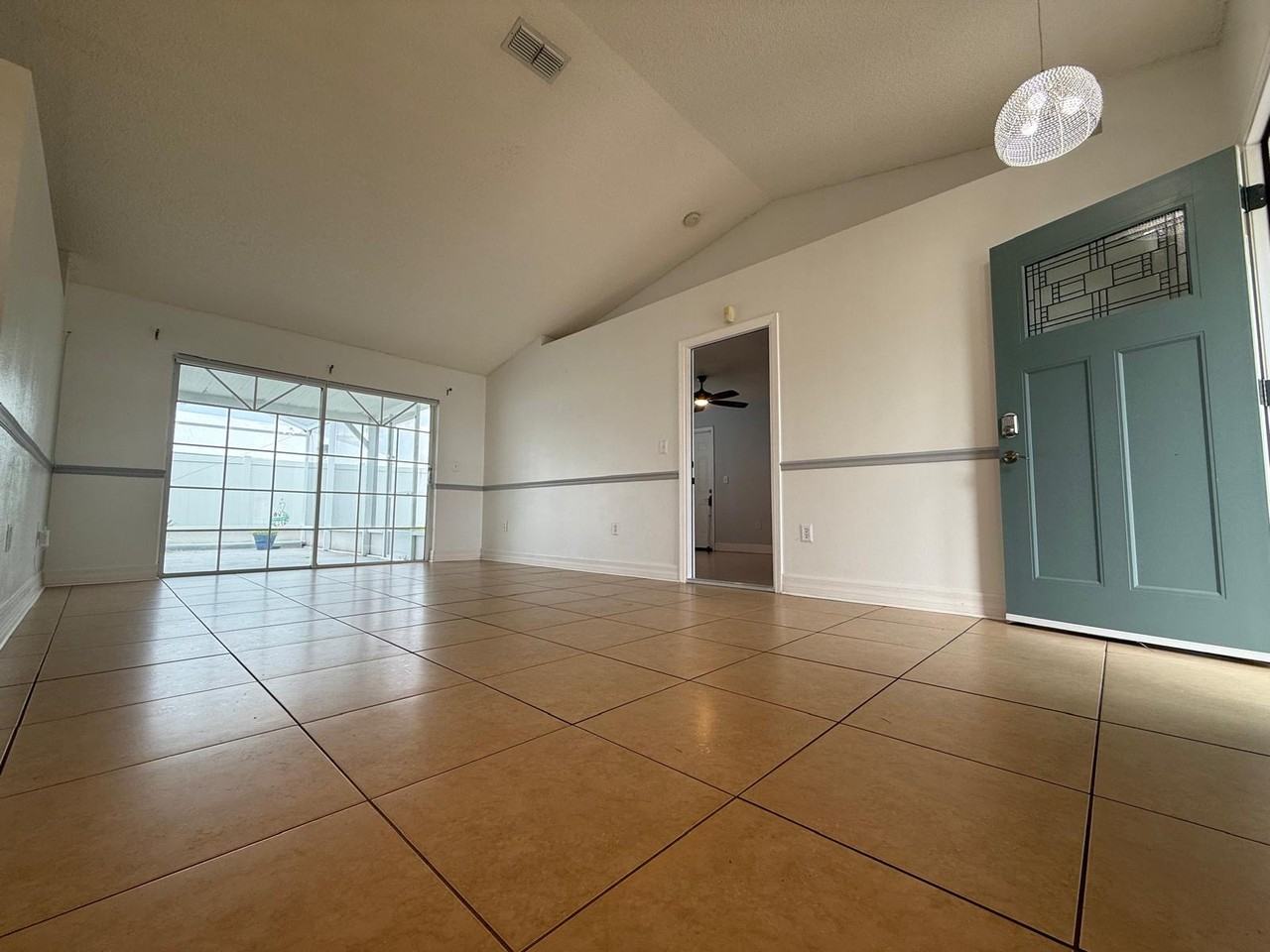 2531 Sage Dr #1 - Photo 3 of 21