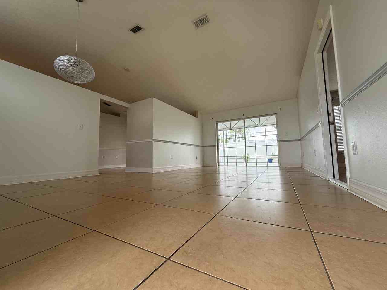2531 Sage Dr #1 - Photo 4 of 21