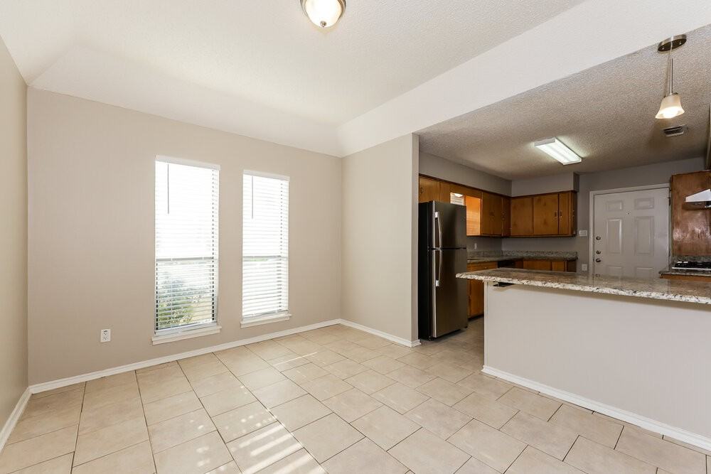 806 Cherlynne Dr - Photo 7 of 16