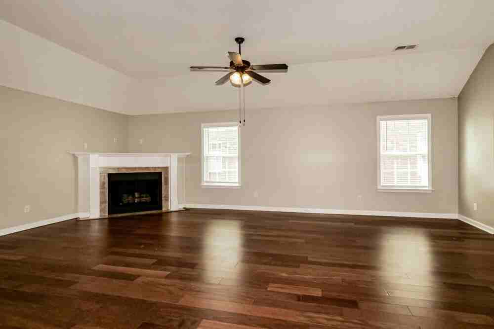 7333 Green Ash Dr - Photo 4 of 16
