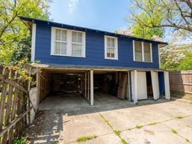 810 W Magnolia Ave - Photo 1 of 1