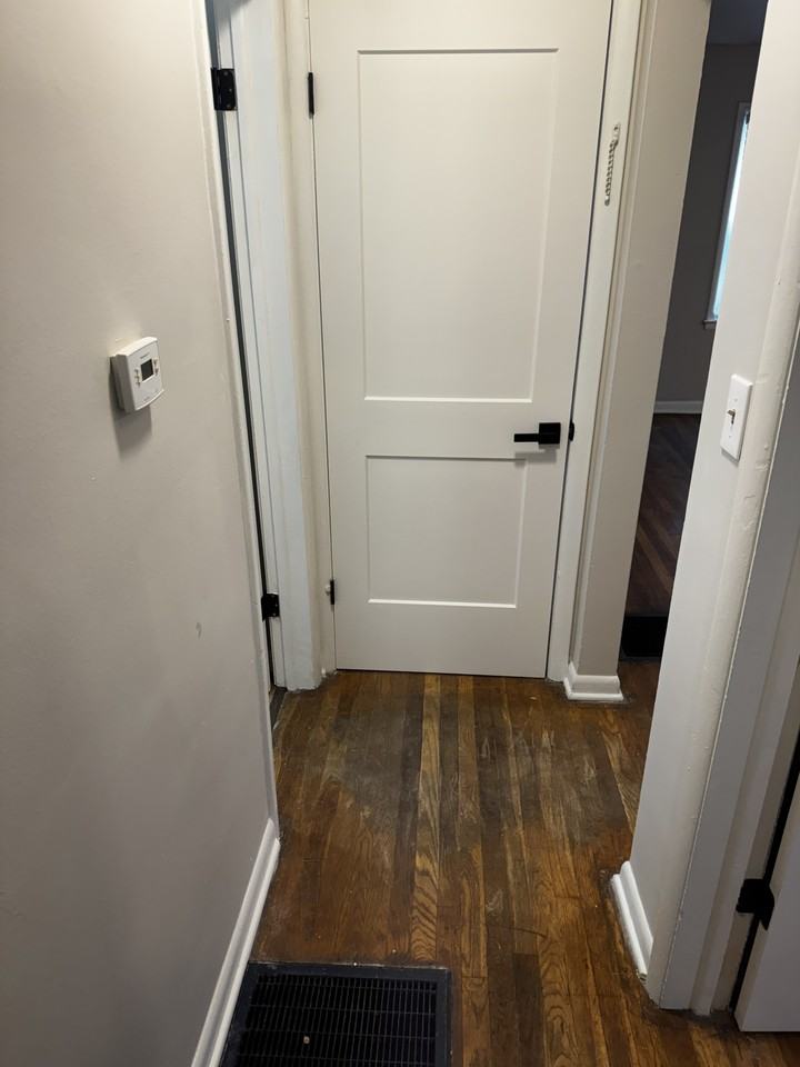 713 Hanford St #713 - Photo 6 of 7