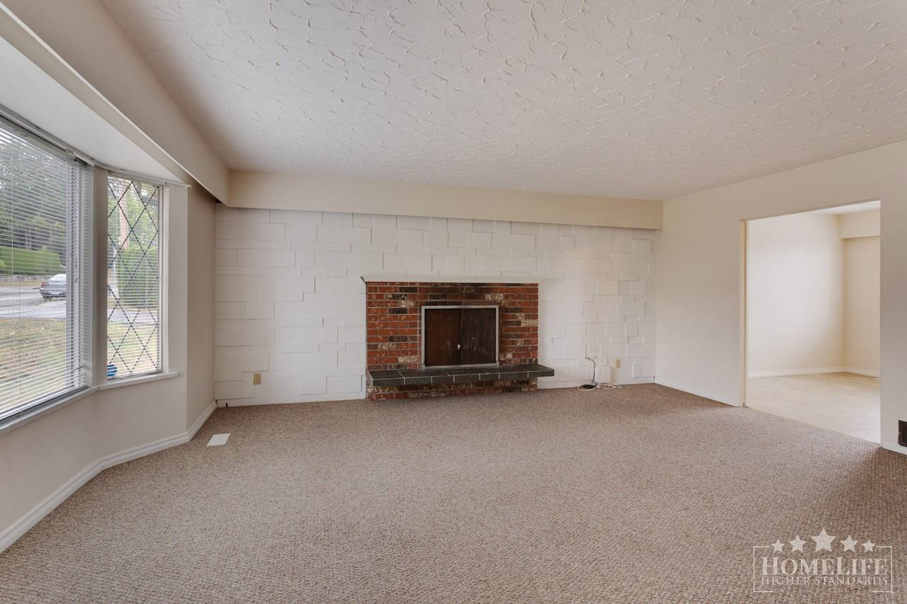 1060 Fell Ave - Photo 2 of 20