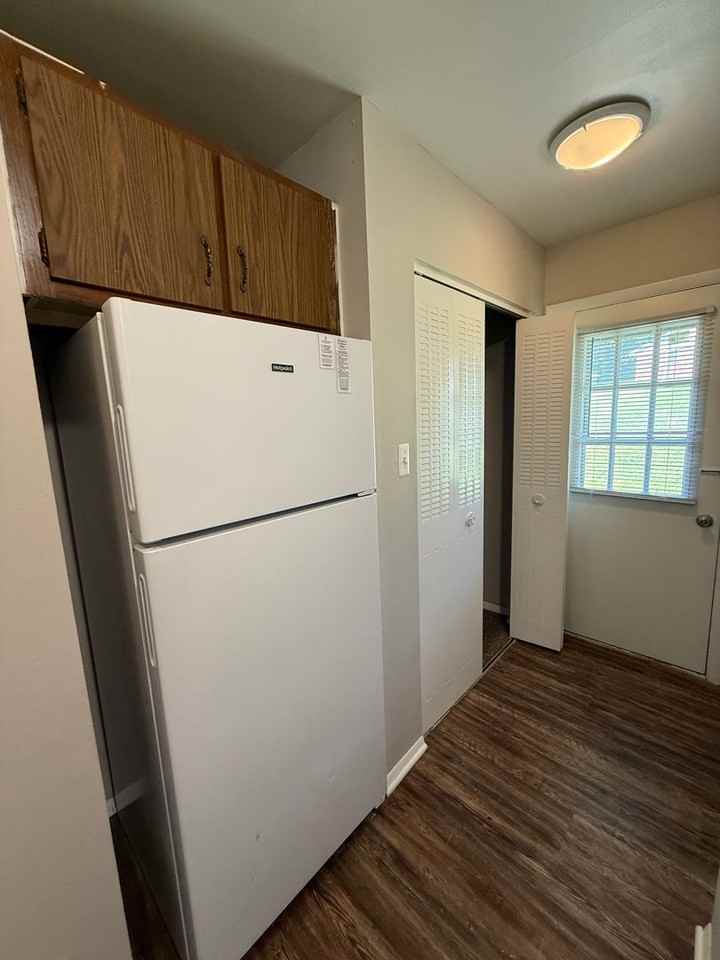 4601 Lakeside Dr - Photo 5 of 12