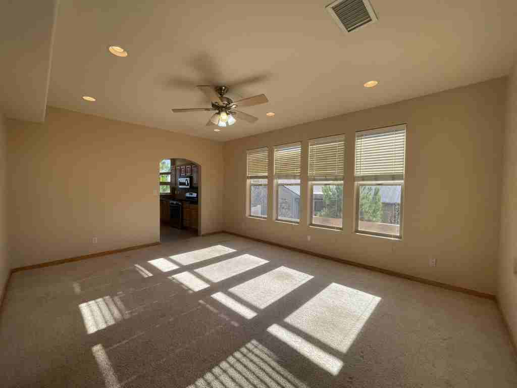 6809 Chapingo Rd Ne #1 - Photo 5 of 40