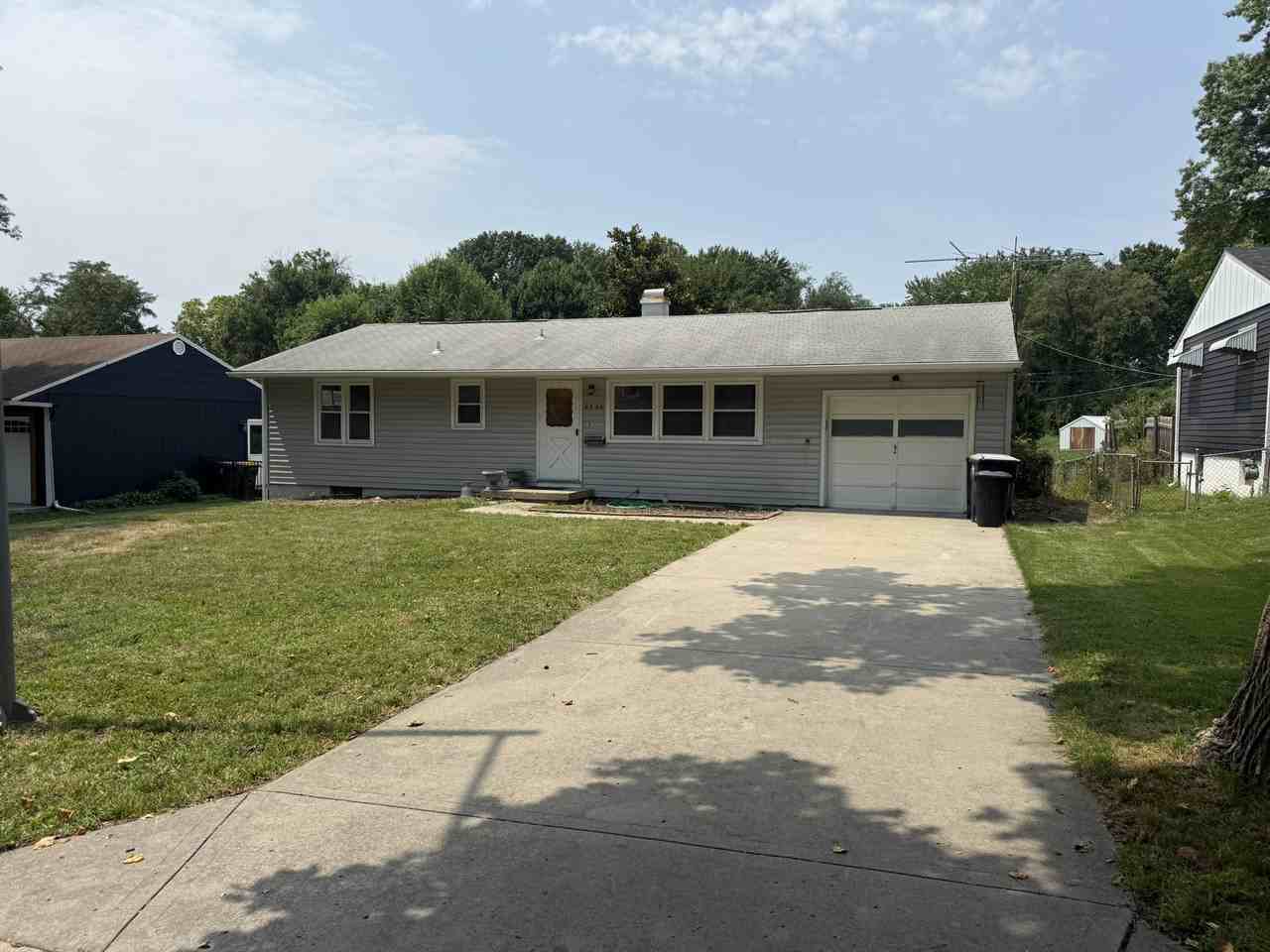 5546 N Woodland Ave #1 - Photo 4 of 27