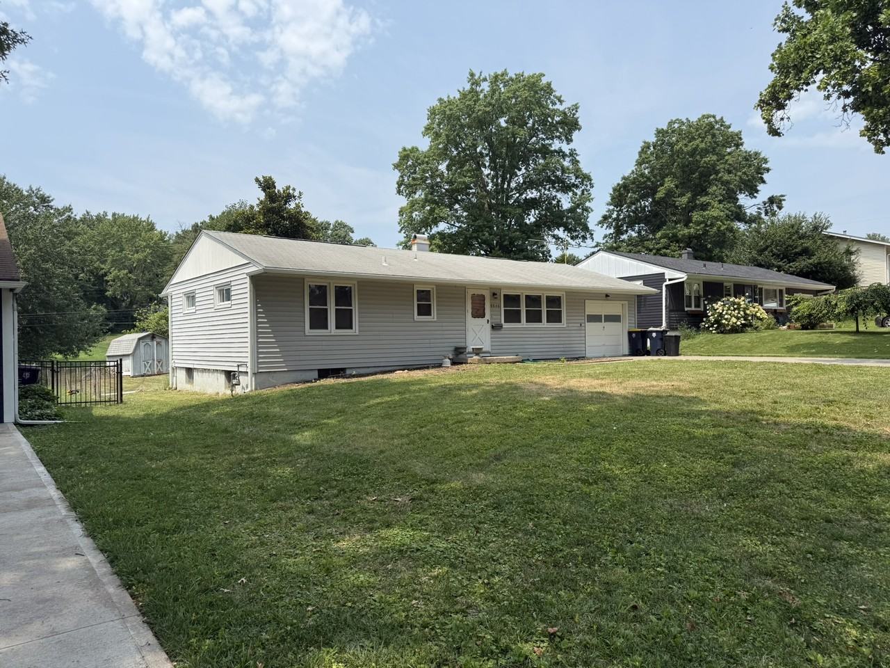 5546 N Woodland Ave #1 - Photo 5 of 27
