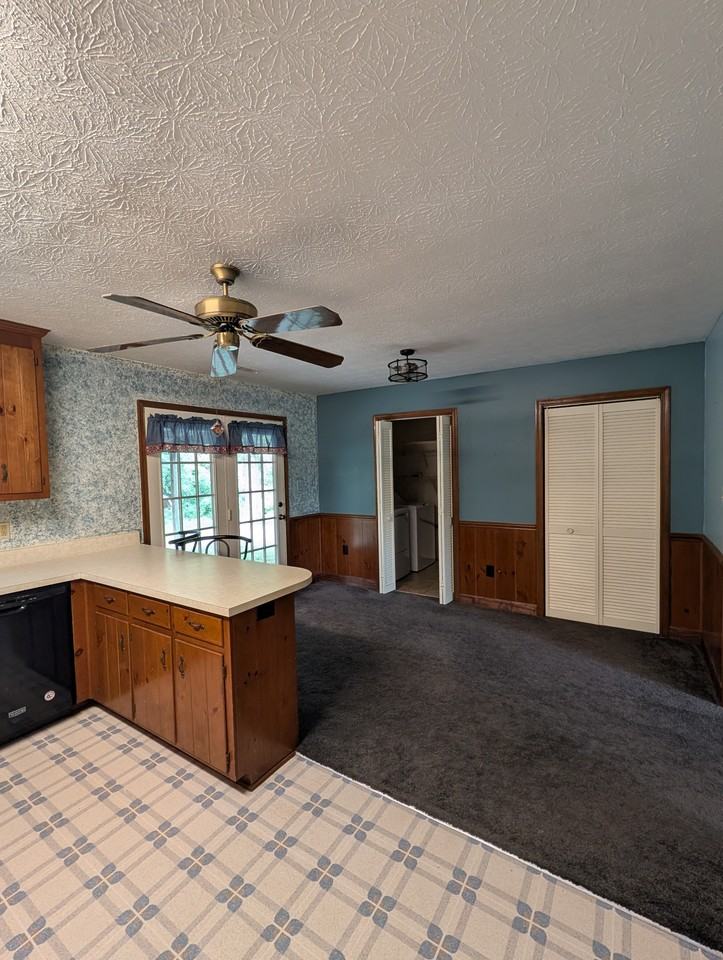 693 Trails Ln #1 - Photo 7 of 36