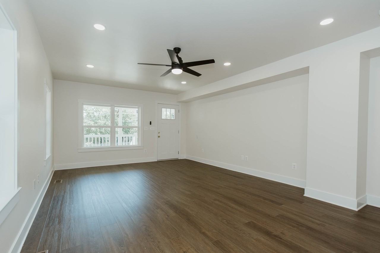 216 S Georgia Ave #1 - Photo 5 of 29