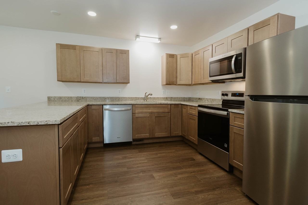 216 S Georgia Ave #1 - Photo 7 of 29