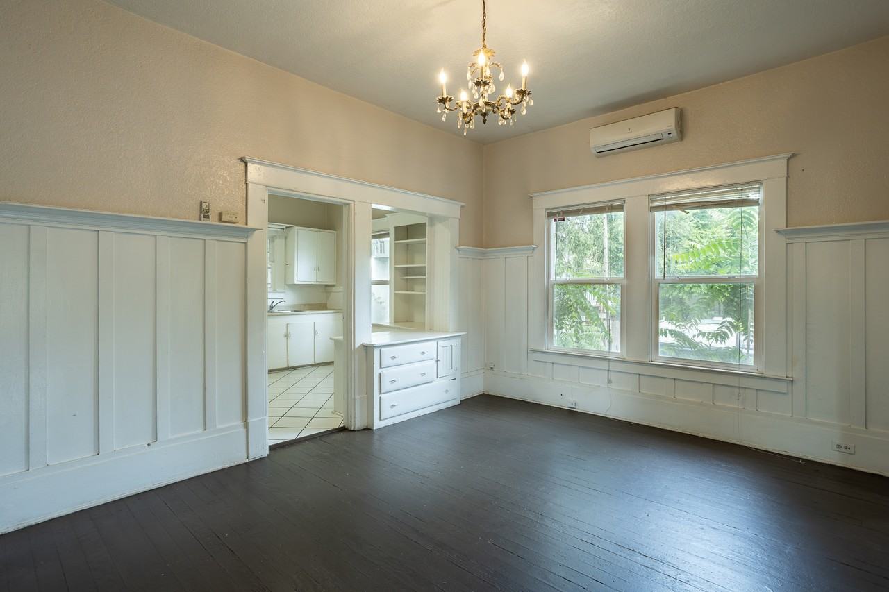 278 Humboldt Ave #1 - Photo 3 of 15