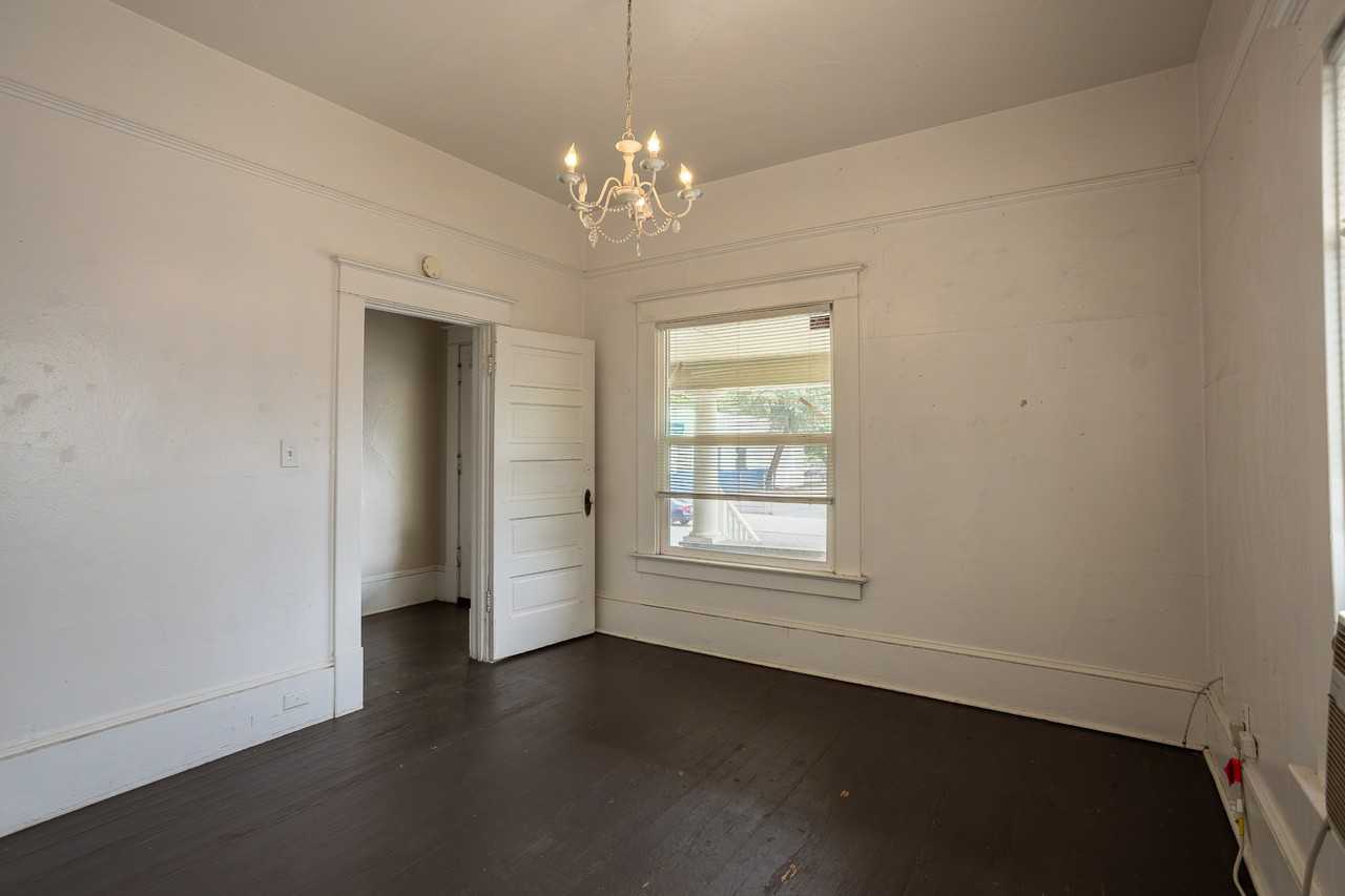 278 Humboldt Ave #1 - Photo 6 of 15