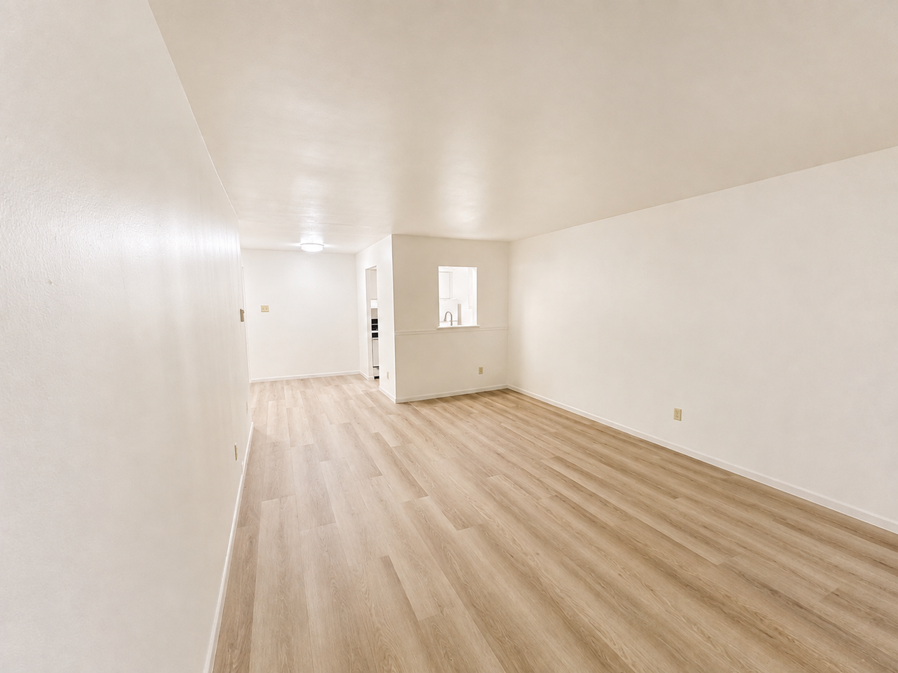2853 S 106th St - Photo 2 of 23
