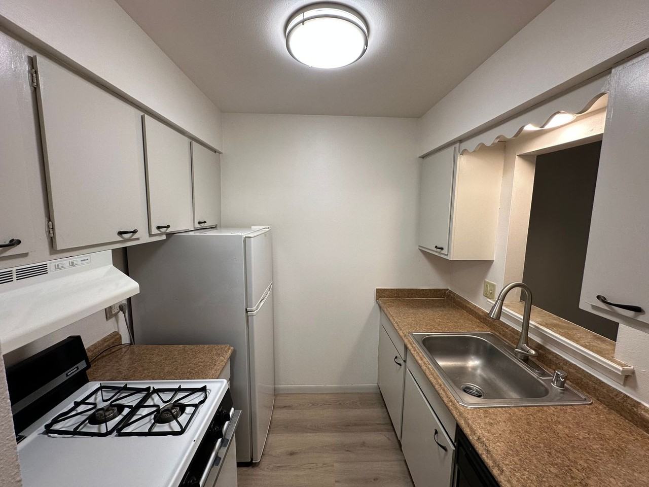 2853 S 106th St - Photo 5 of 23