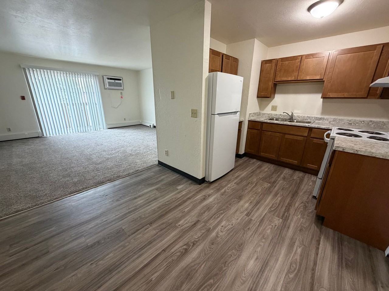 The Avenue - Photo 5 of 16