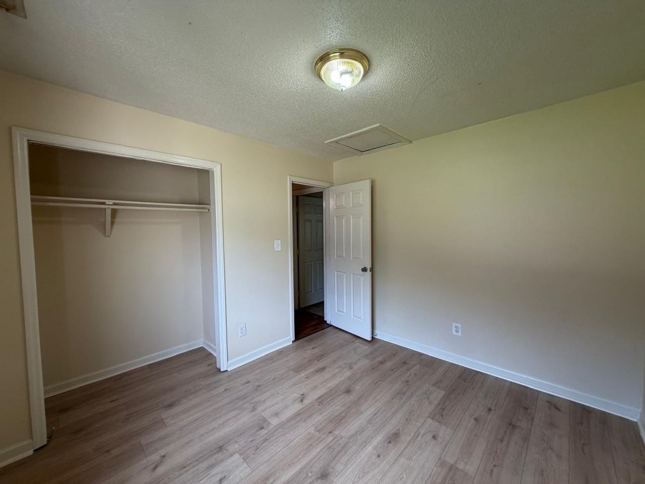 2714 Clayton Dr Nw #A - Photo 6 of 8
