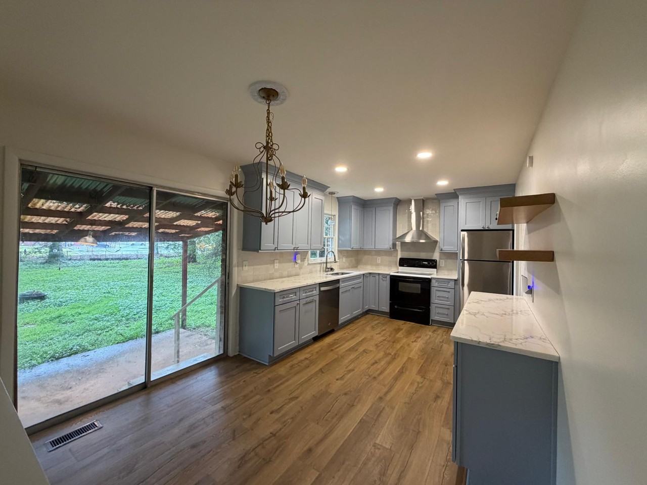 120 Forrest Dr #1 - Photo 5 of 14