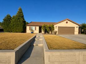 3290 N Vista Ave #1 - Photo 1 of 1
