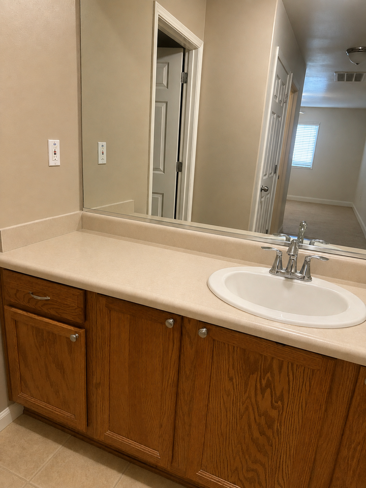 3290 N Vista Ave #1 - Photo 2 of 26