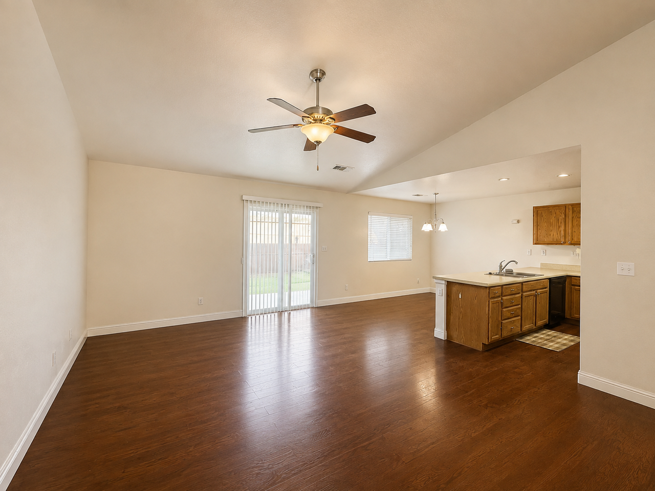 3290 N Vista Ave #1 - Photo 6 of 26