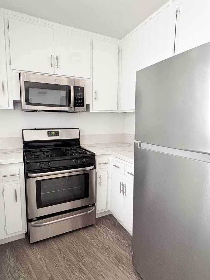 4176 Arch Dr - Photo 4 of 12