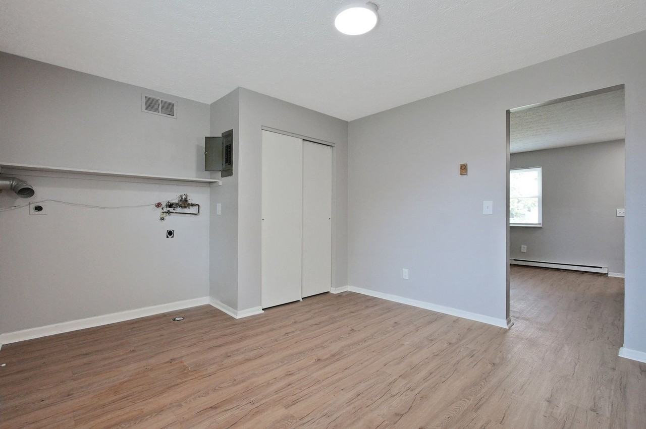 2209 Clarendon Ln - Photo 6 of 14